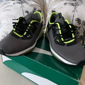 PUMA - Cell Descent - Mesh Weave Grey & Neon Green materials - 11